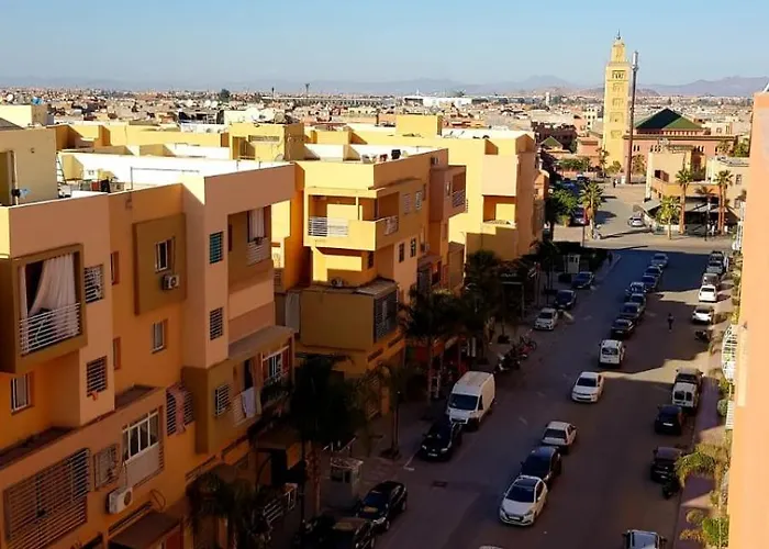 Beautiful Apartment Near Airport